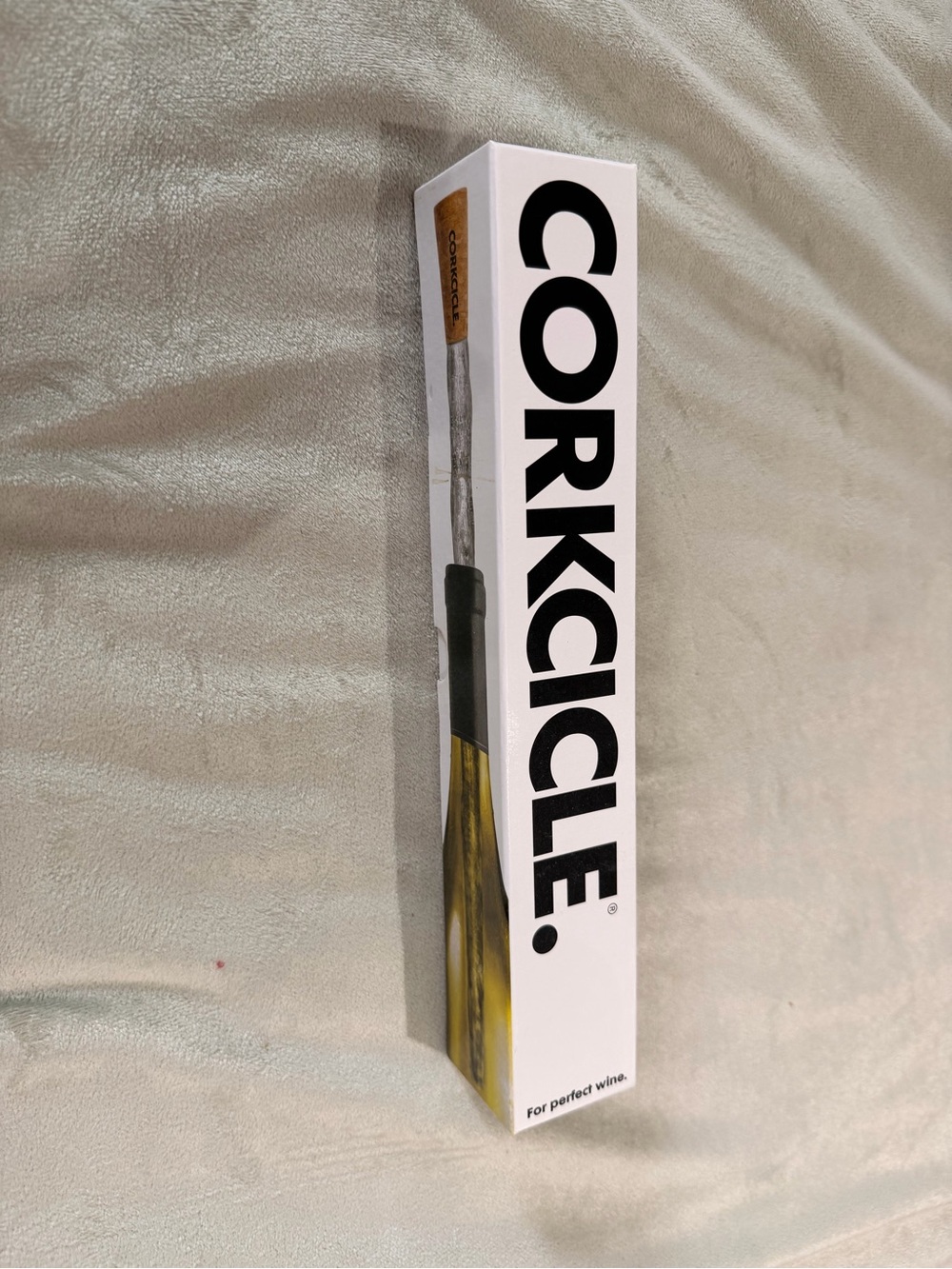 CORKCICLE AIR 4-IN-1 CHILLER, AERATOR, POURER, STOPPER